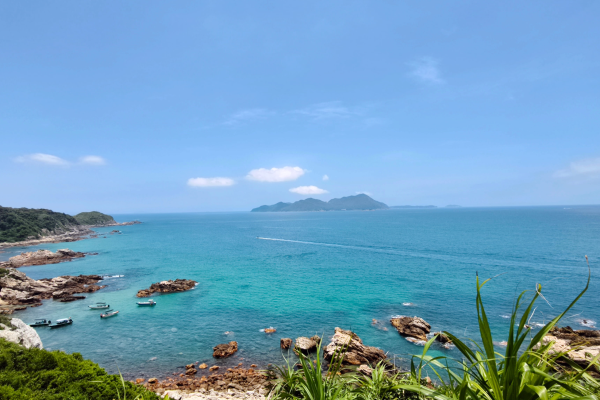 "中国最美海岸线”之一：东西涌海岸线